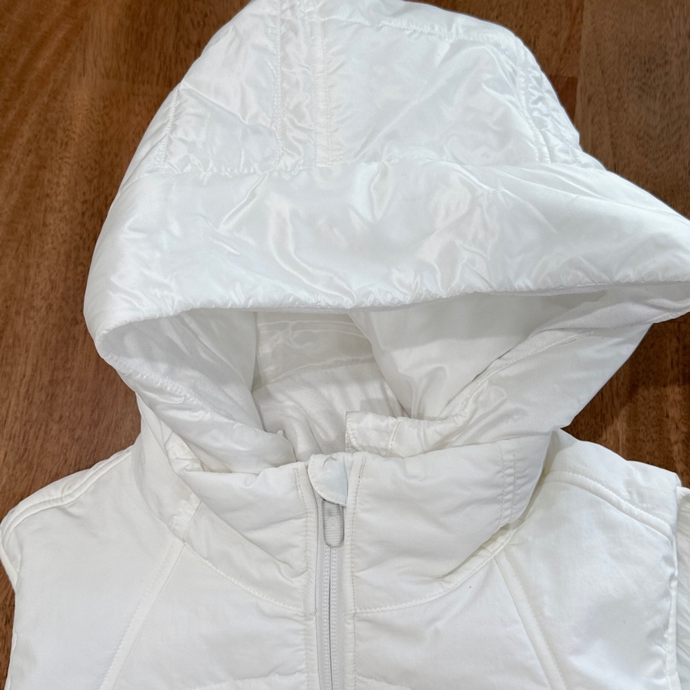 Lululemon White Quilted Hooded Vest - Picture 2 of 9